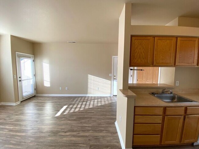 Foto del edificio - Reno Lower Midtown - Washer-Dryer in Unit/1 Small Pet Friendly