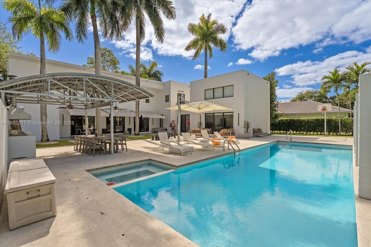 Foto principal - 12624 SW 77th Ave