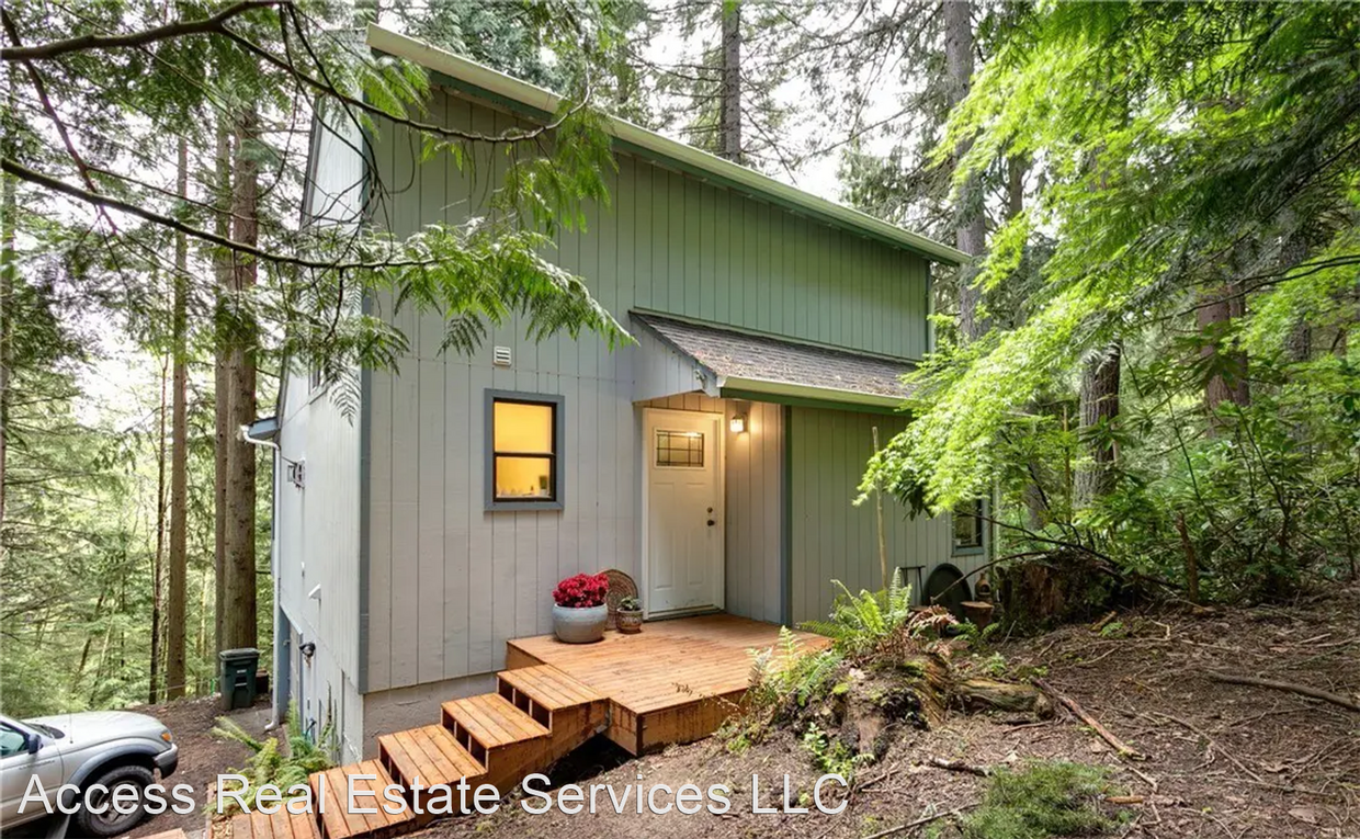 Primary Photo - 2 br, 2 bath House - 62 Louise View Dr.
