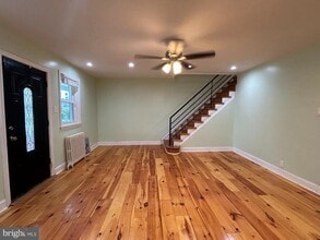 Building Photo - 2713 Thompson Pl
