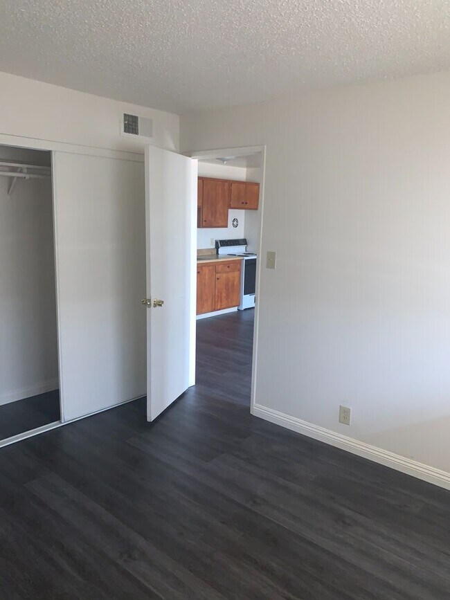 Foto del edificio - 3727 Hazelwood St