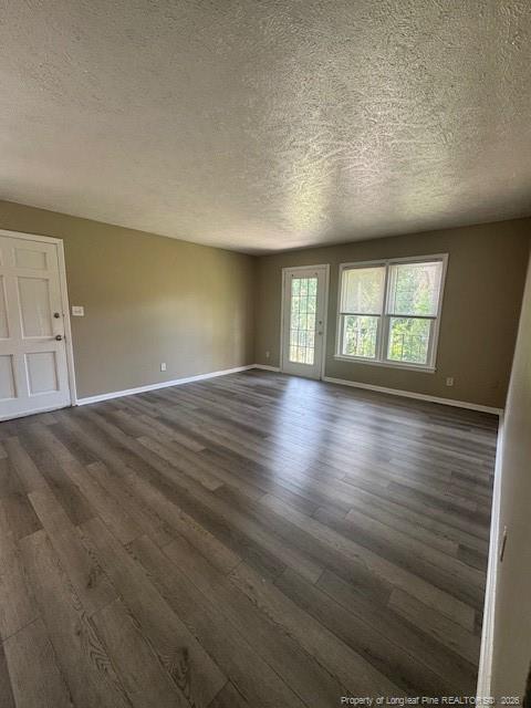 Foto del edificio - 3209 Tallywood Dr