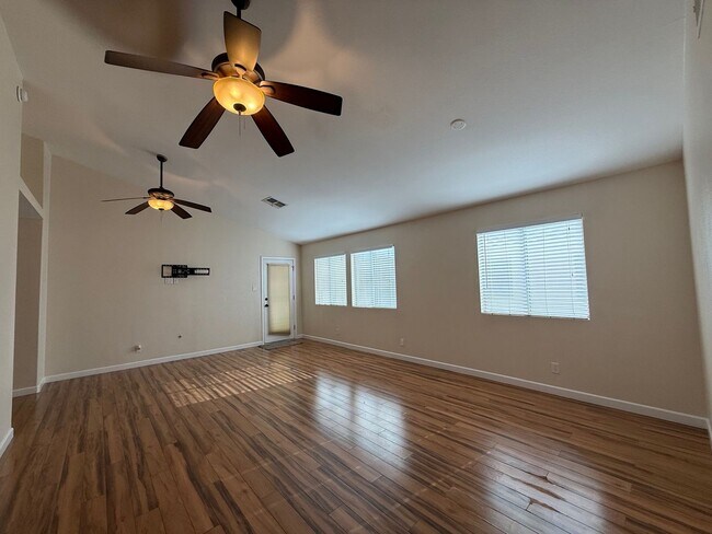 Building Photo - Rancho Alta Mira Single Story Home with 2 Car Garage