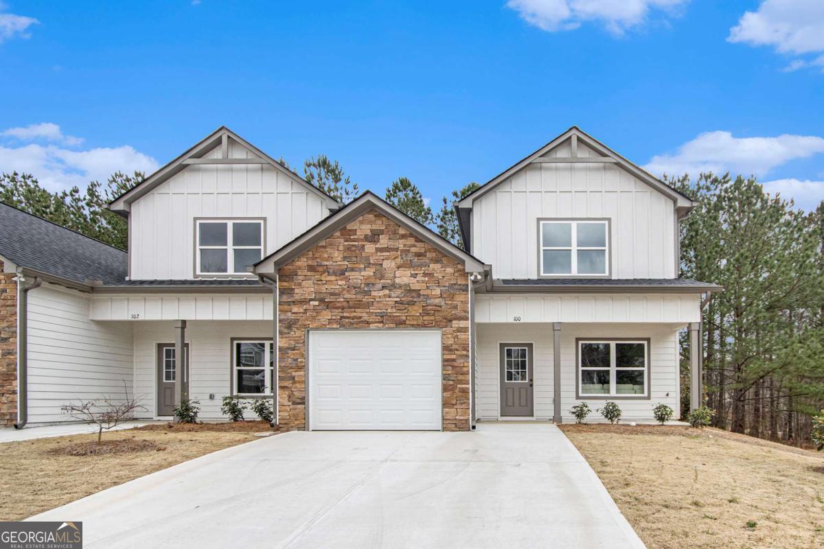 Foto principal - 124 Crest Pointe S