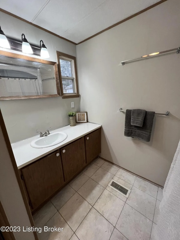 Foto del edificio - 740 Chandler Ave