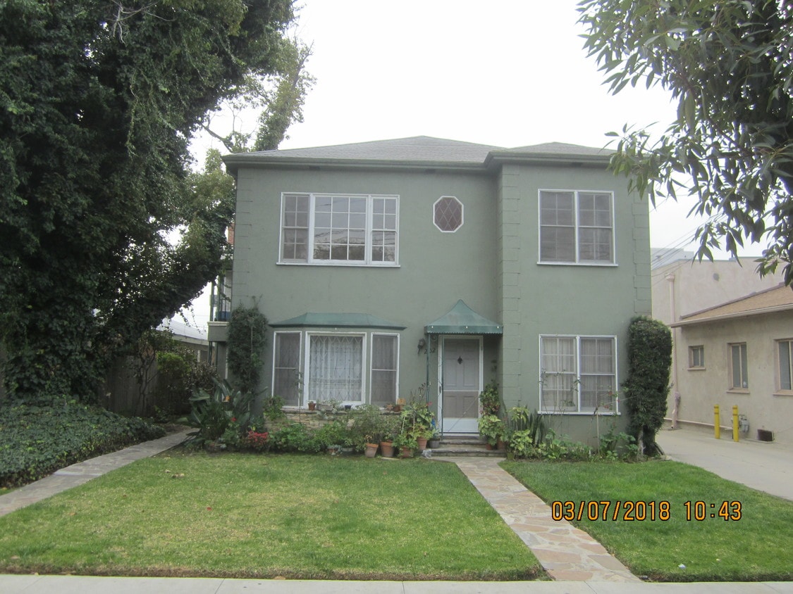 Primary Photo - 202 E Cypress St
