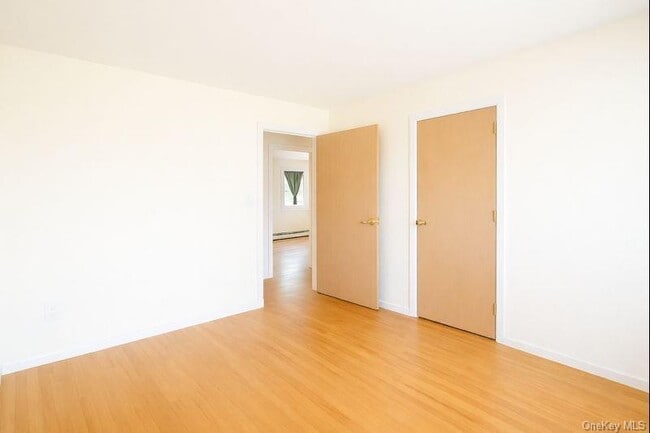 Building Photo - 9 Ivy St