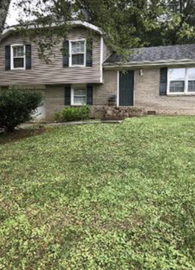 Foto del edificio - 6105 Trent Dr NW