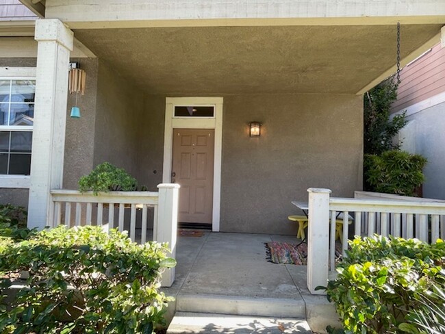 Foto del edificio - Detached home in Aliso Viejo with large in...