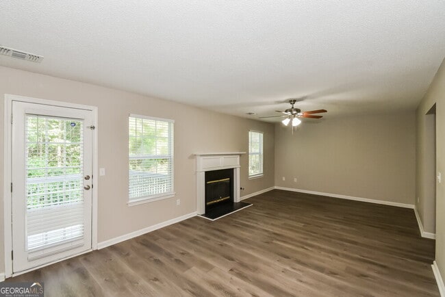 Building Photo - 4410 Reserve Hill Crossing
