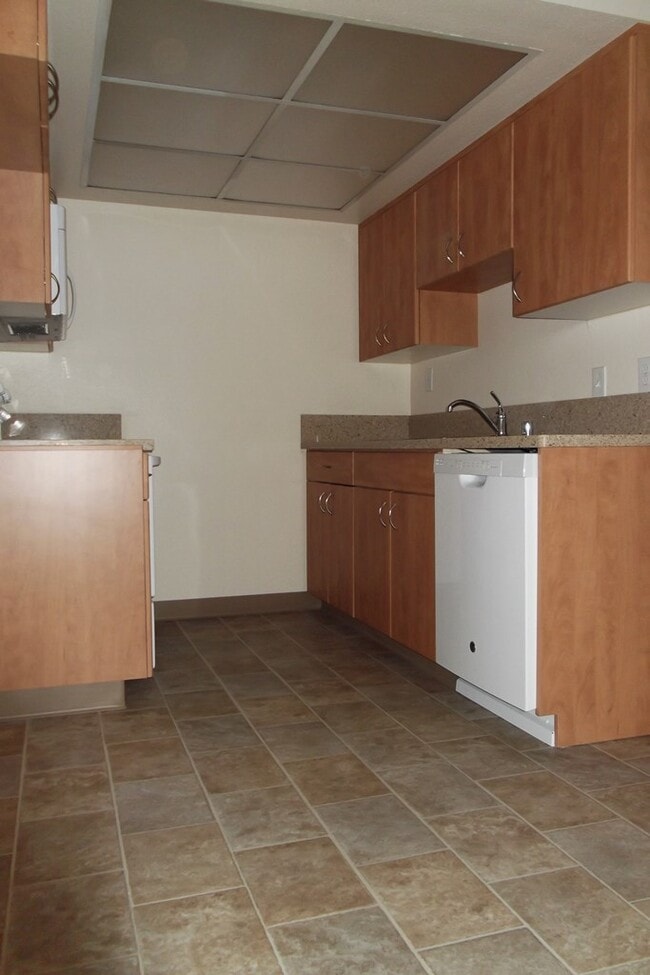 Building Photo - 19550 E Cienega Ave