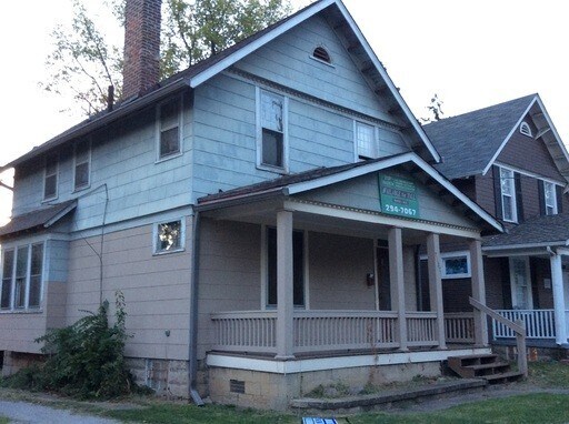 Foto del edificio - 3 bedroom 1 bath single family home in nor...