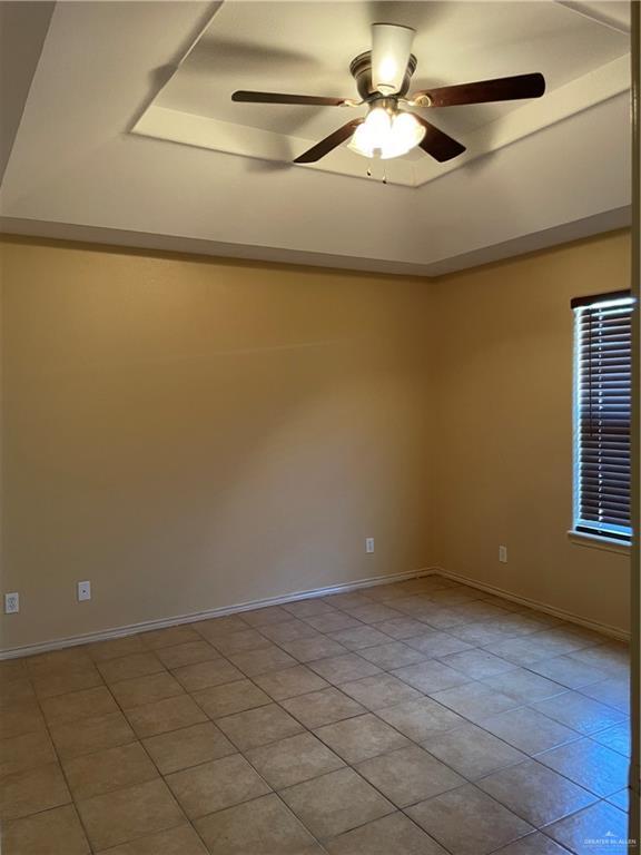 Building Photo - 8 La Mancha Dr
