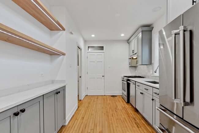 Building Photo - 1109 Cleveland St