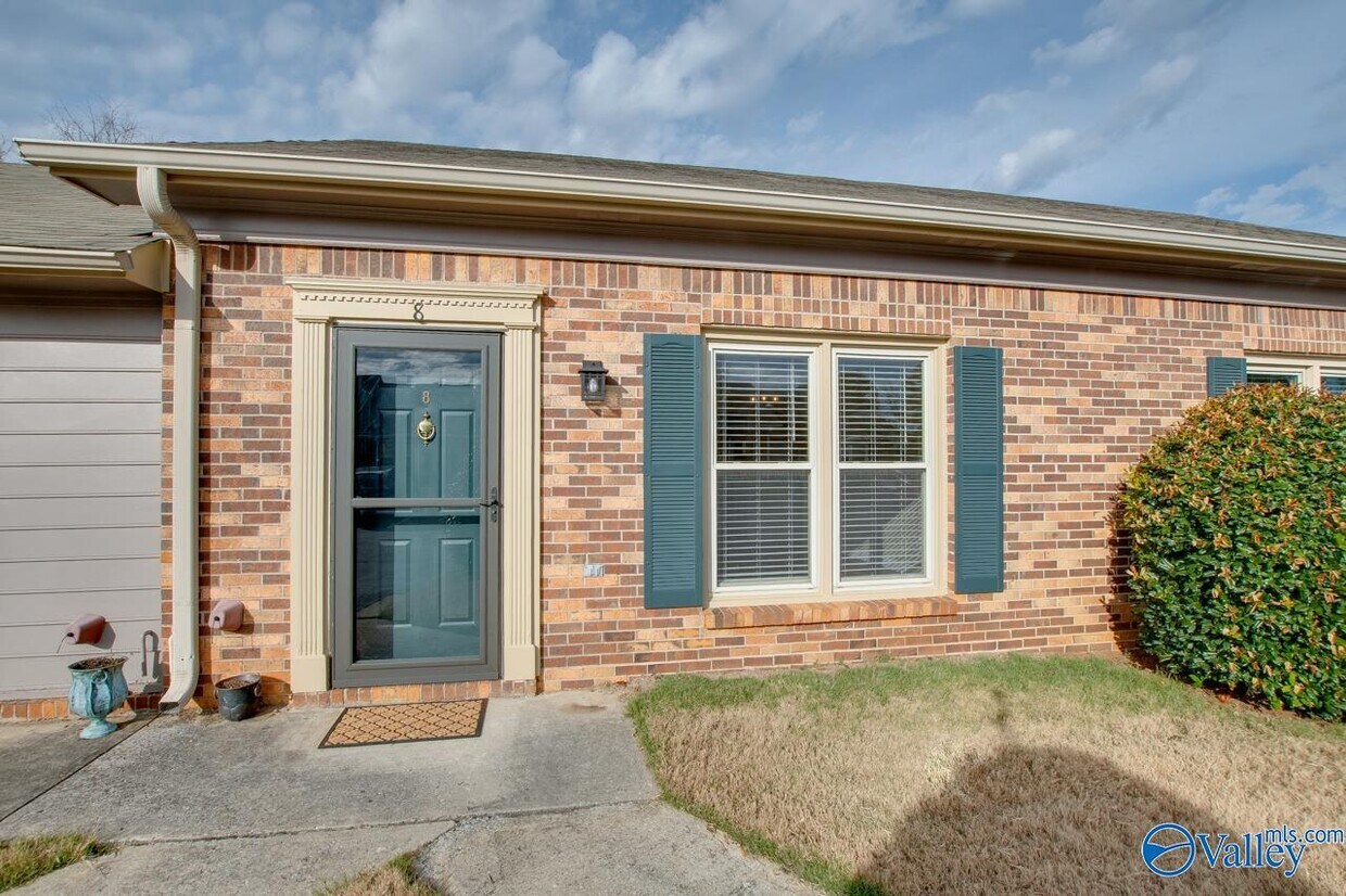 8148 Oldfield Rd SW Unit 8H, Huntsville, AL 35802 Condo for Rent in