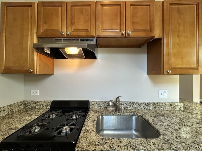 Foto del edificio - 901 Green Bay Rd