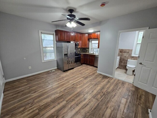 Foto del edificio - 42 Crawford St