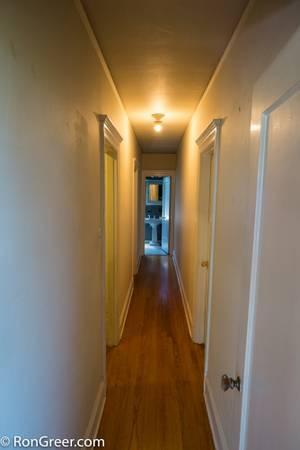 Building Photo - 1 bedroom in Seattle WA 98116