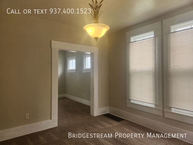Building Photo - Beautiful historic 2-story home with 3 bed...