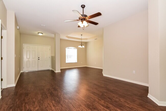 Foto del edificio - 3677 Sandhill Crane Dr