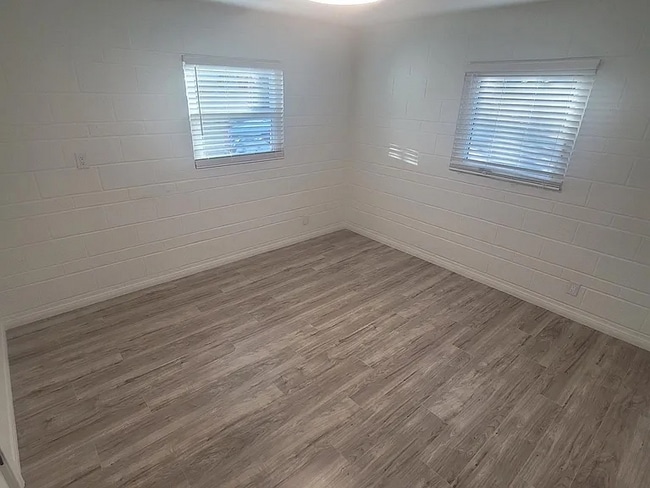 Building Photo - 36745 Vista Del Lago St