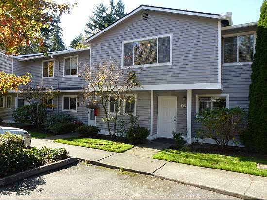 Building Photo - 1526 192nd St SE