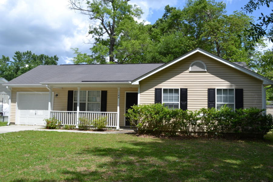 Building Photo - Newly Remodeled 3 bedroom Home