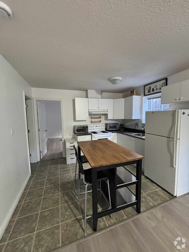 Unit 1: Kitchen Area - 12693 67B Av