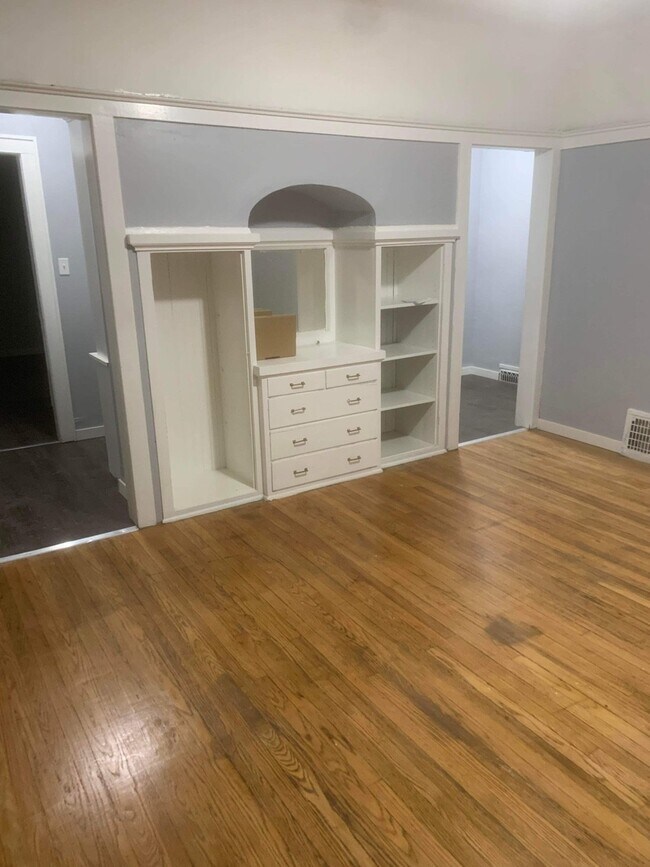 Foto del edificio - 2476 N 45th St
