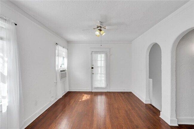 Foto del edificio - 4502 Pitt St