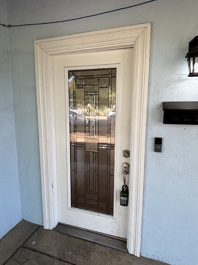 Foto del edificio - "Charming 3-Bed Concord Gem with Granite C...