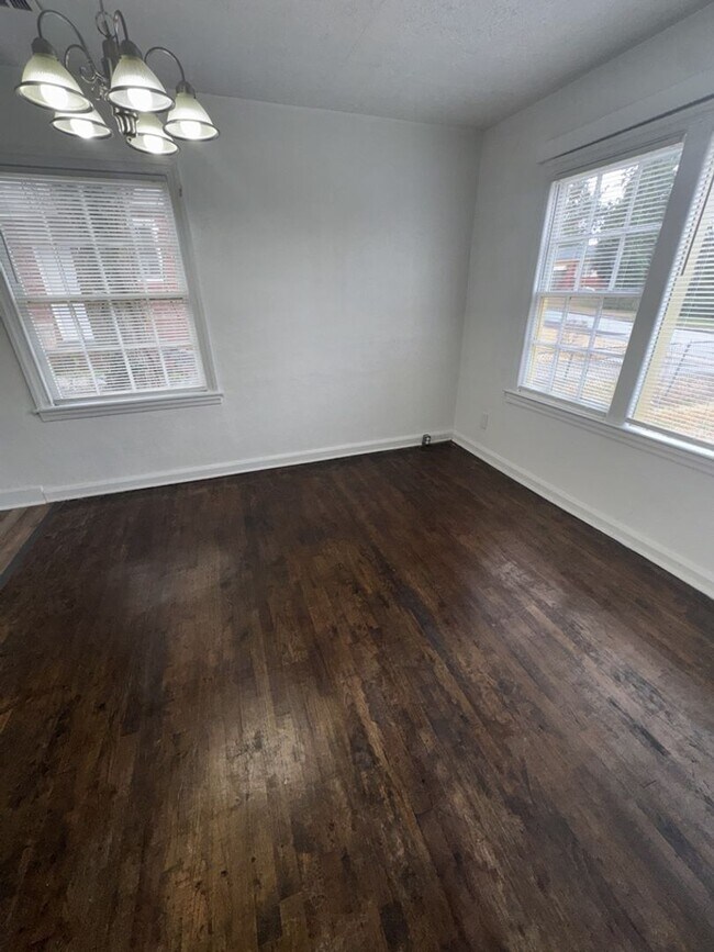 Foto del edificio - 938 Booker Ave