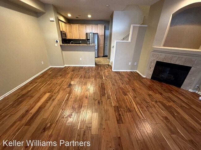 Building Photo - 3 br, 3 bath House - 1409 Royal Troon Dr
