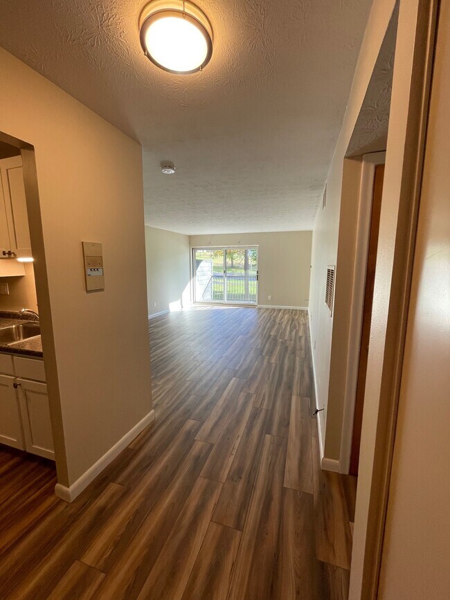 Photo - 45 Park Pl Apartment