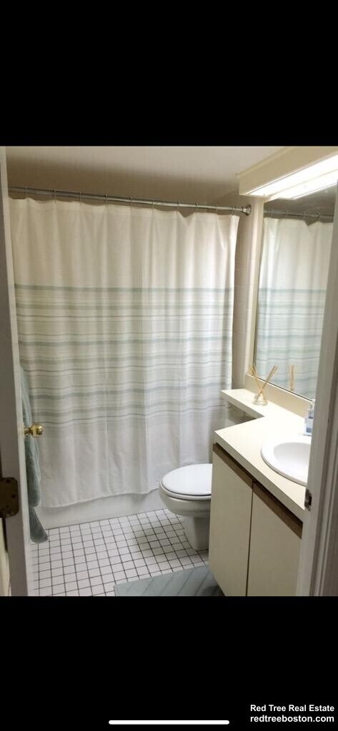 Foto del edificio - 90 Brainerd Rd