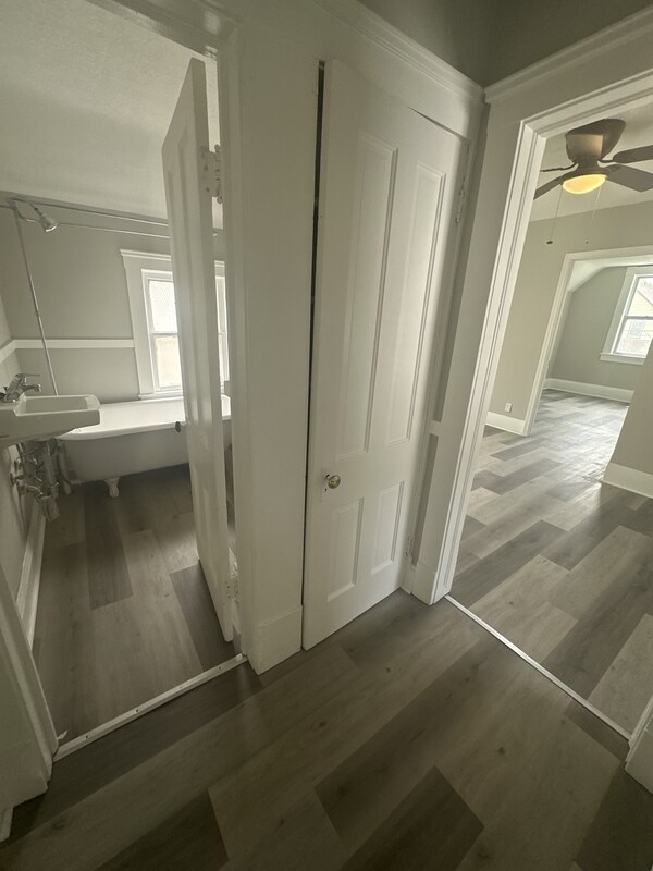 Foto del edificio - 3155 W 84th St