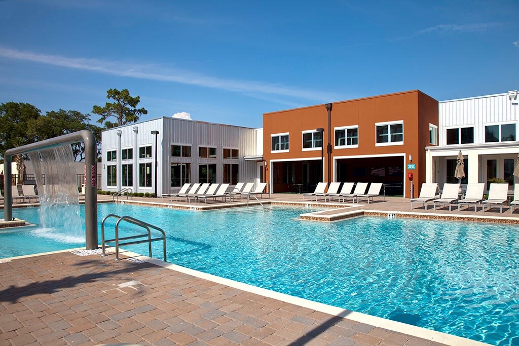 Foto principal - 3850 Woodspring Ln