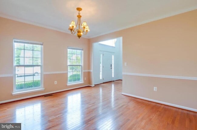 Foto del edificio - 8464 Hessian Hill Ct