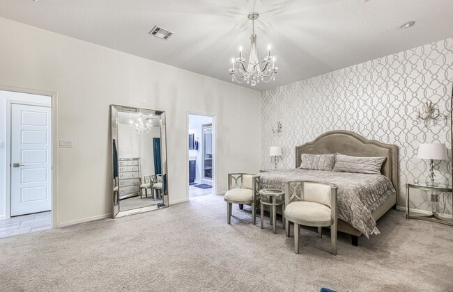 Building Photo - We have a beautiful home fully furnished with 4 bedroom-2 baths