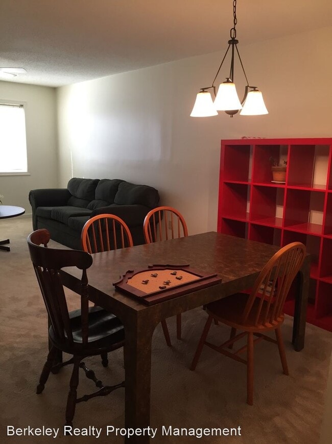 Building Photo - 2 br, 1 bath House - 1203 C-1 Jamestown Road