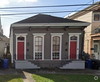 Building Photo - 1922-1924 Ursulines Ave