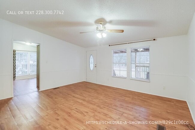 Building Photo - 1701 S 11th St