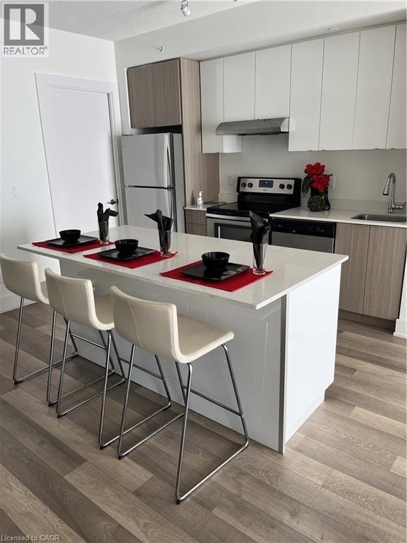 Photo du bâtiment - 5260 Dundas St