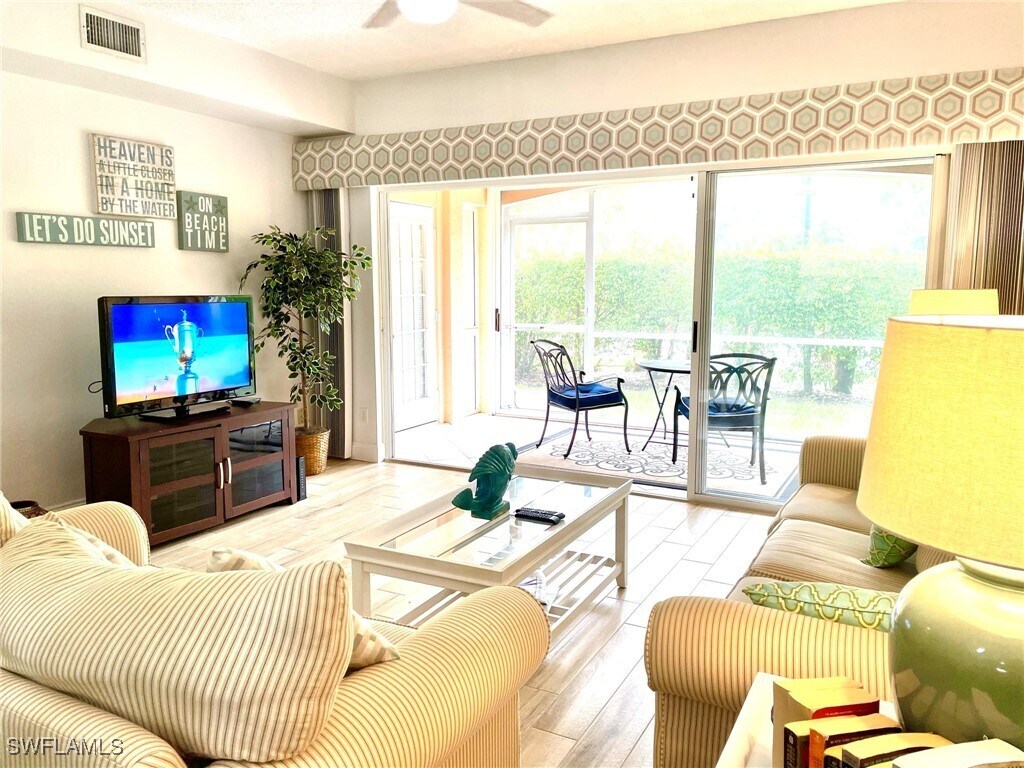 Foto principal - 1044 Woodshire Ln