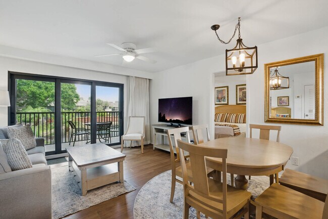 Foto del edificio - 600 Neapolitan Way