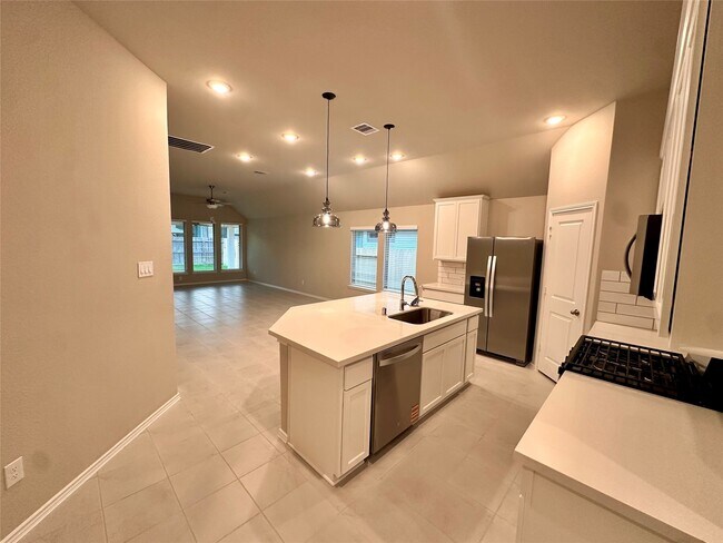 Foto del edificio - 20834 Wilde Redbud Trl