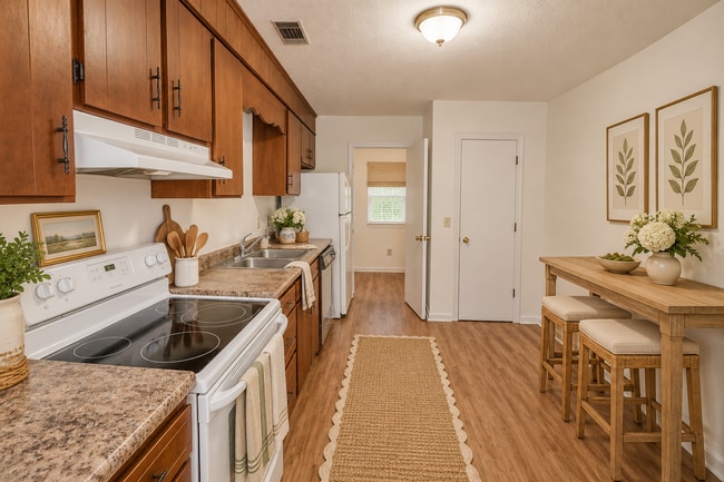 Building Photo - 103A Rowand Cir