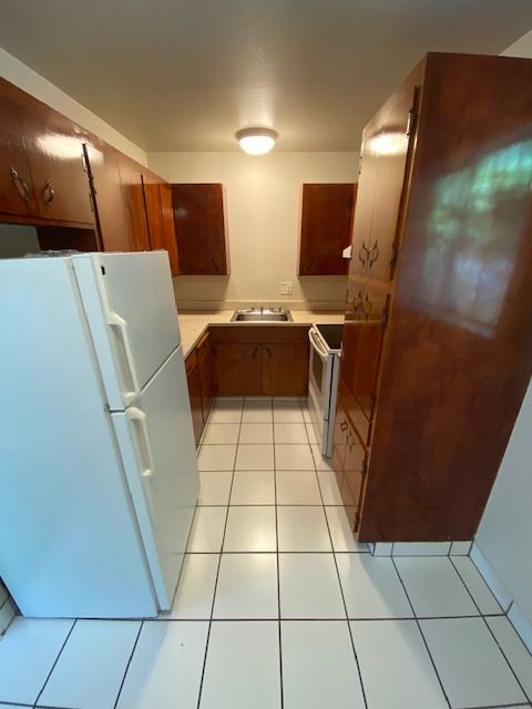 Building Photo - 1100 Weber Way 1