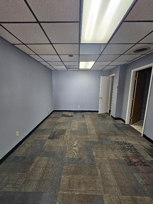 Building Photo - 718 Derby St