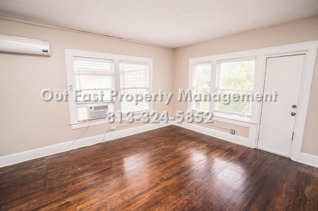 Building Photo - 549 2nd St N
